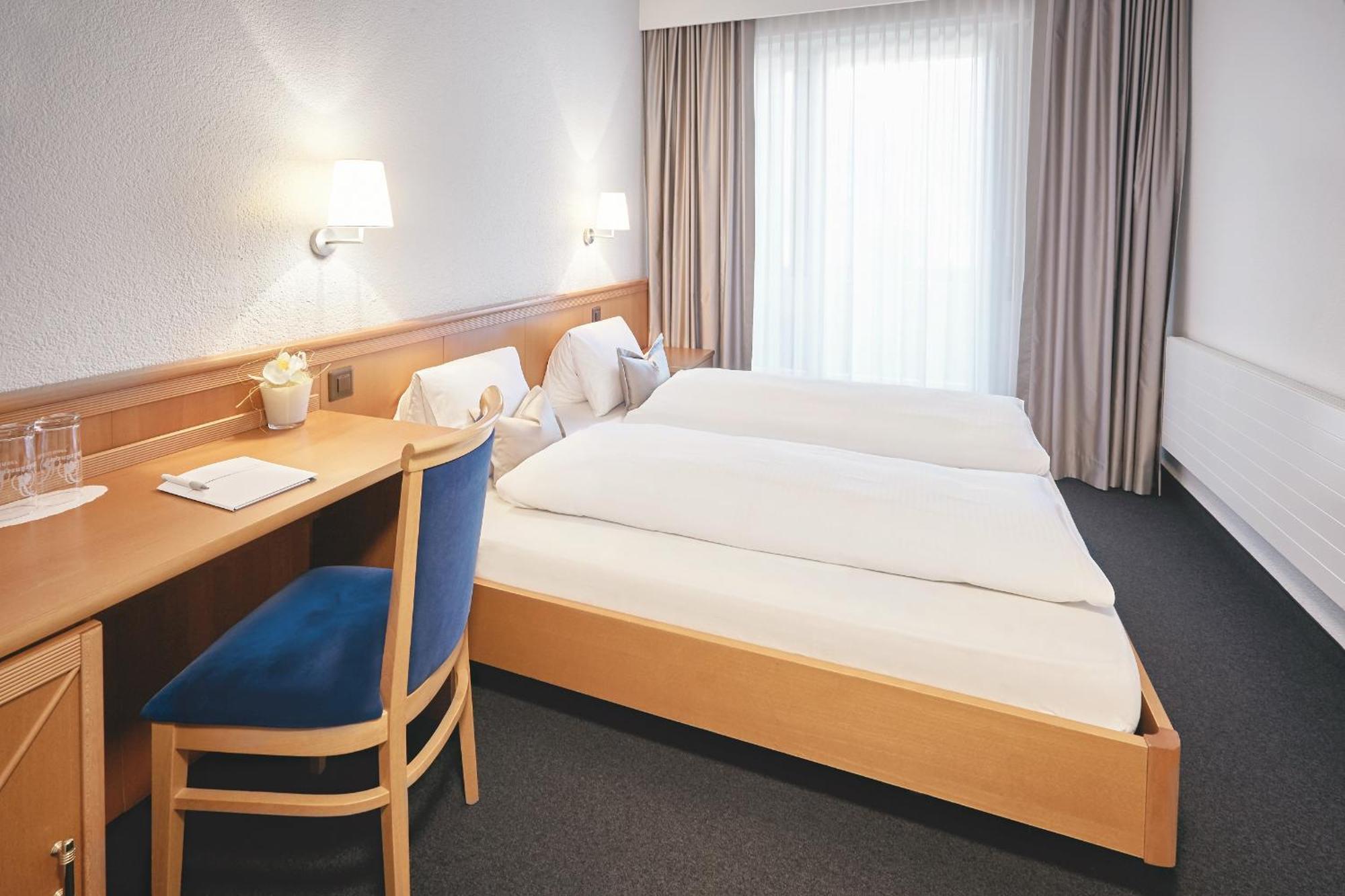 Hotel Schiff Am Rhein Rheinfelden Exterior photo