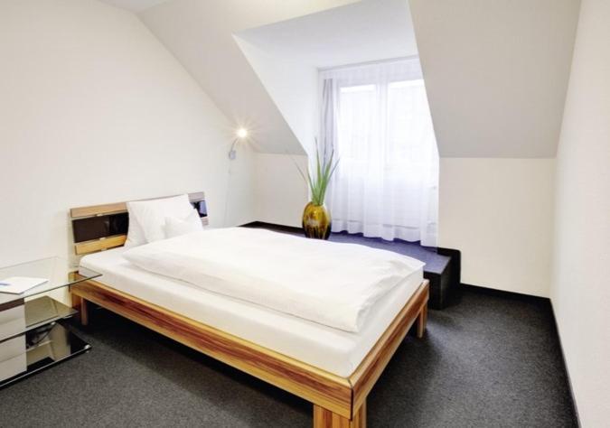 Hotel Schiff Am Rhein Rheinfelden Room photo